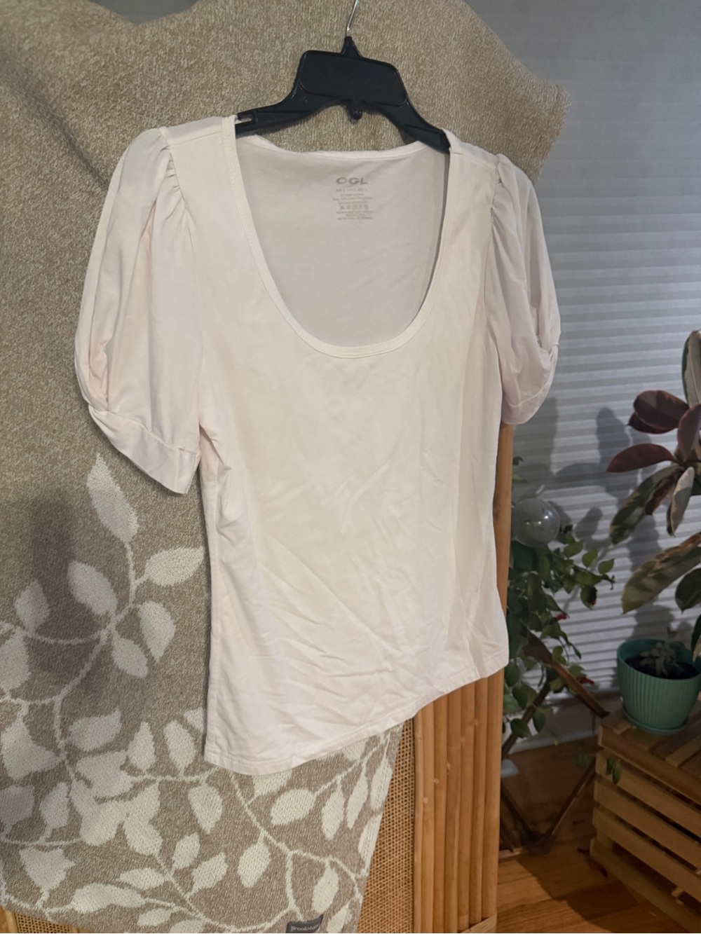 OGL Puff Sleeve Scoop Neck Tee in Cream